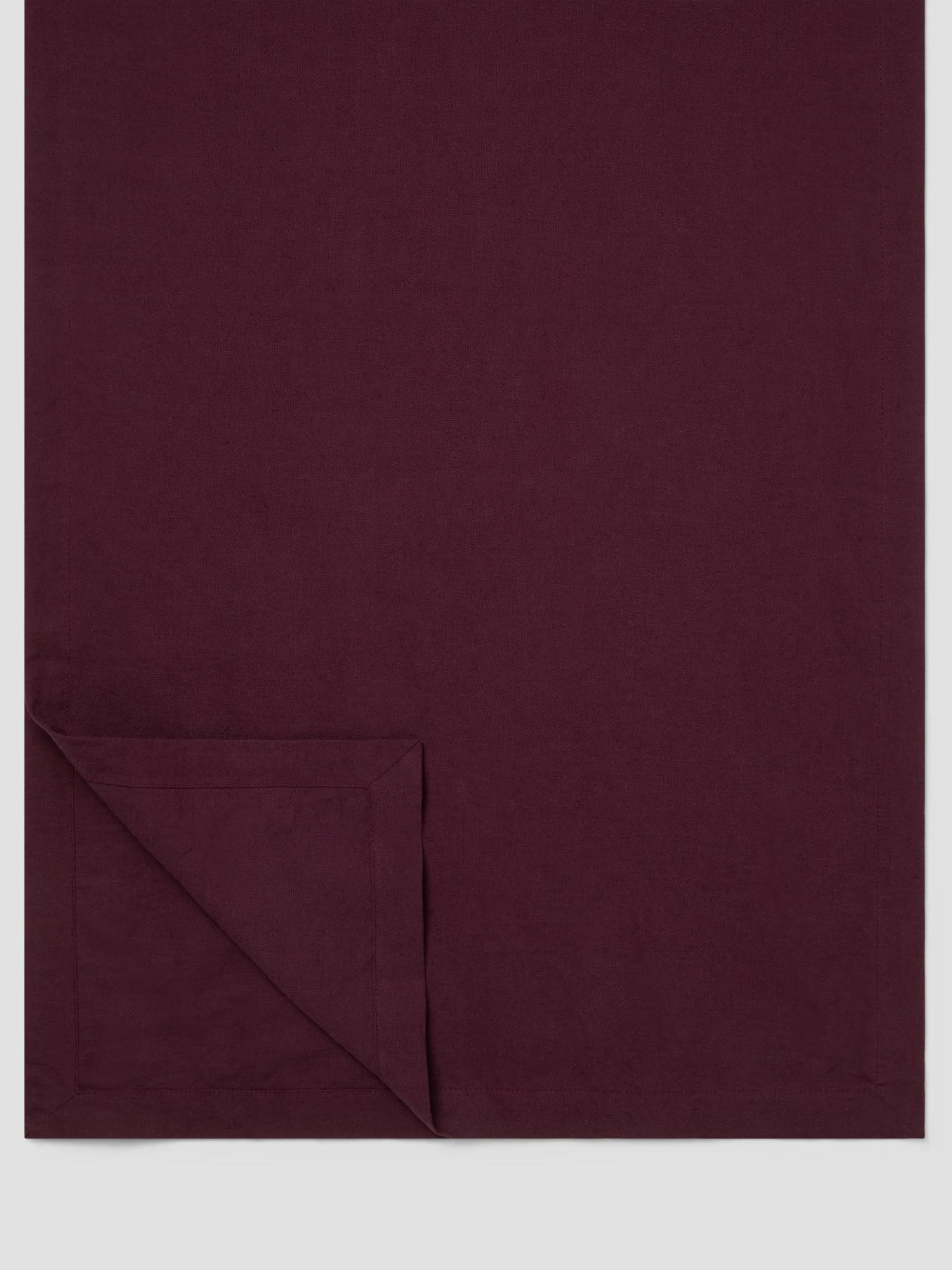 Classic Berry Linen Blend Table Runner Exclusive