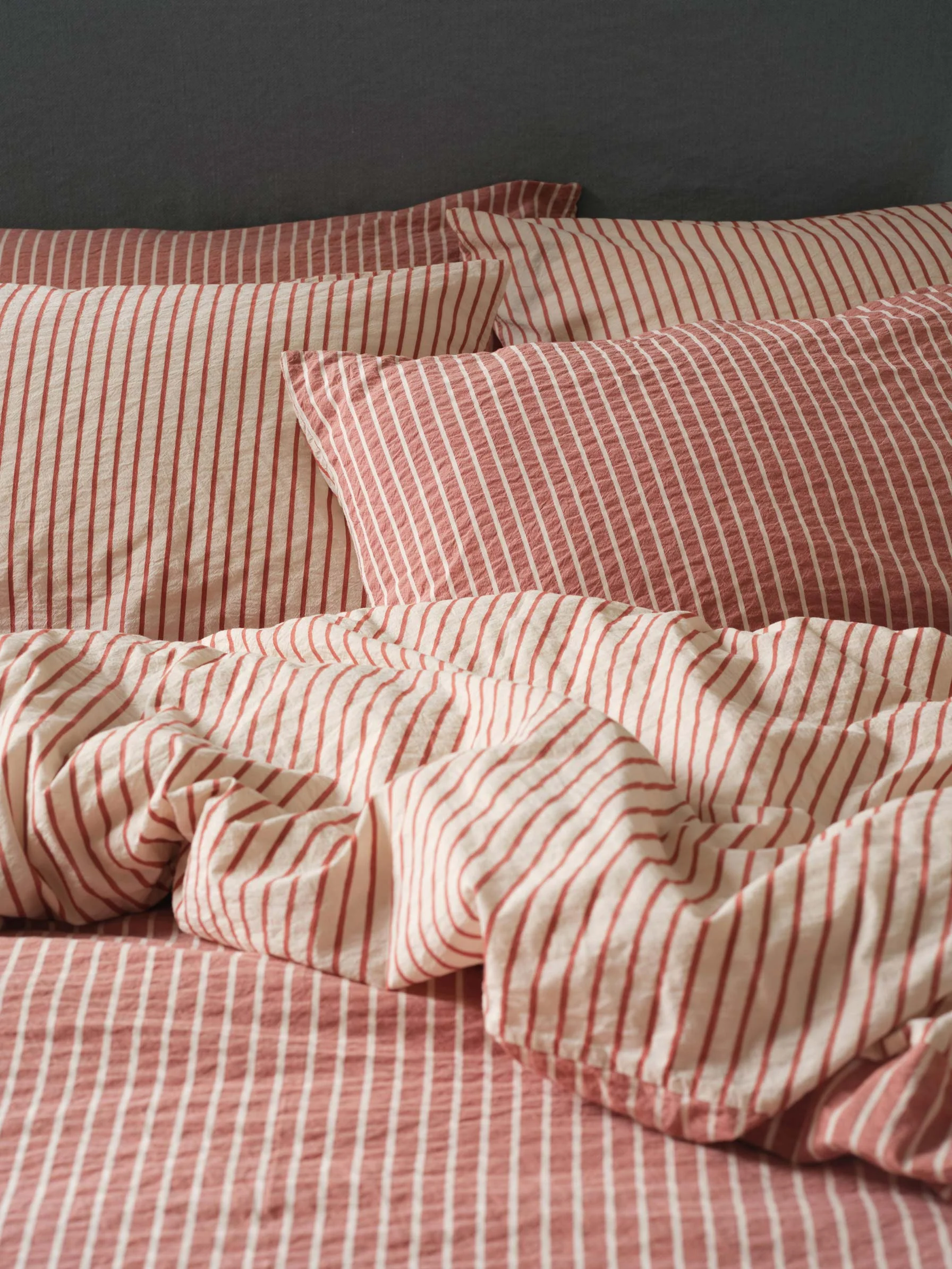 Exceptional Auburn Red Textured Stripe Cotton Pillowcases Pair Unique