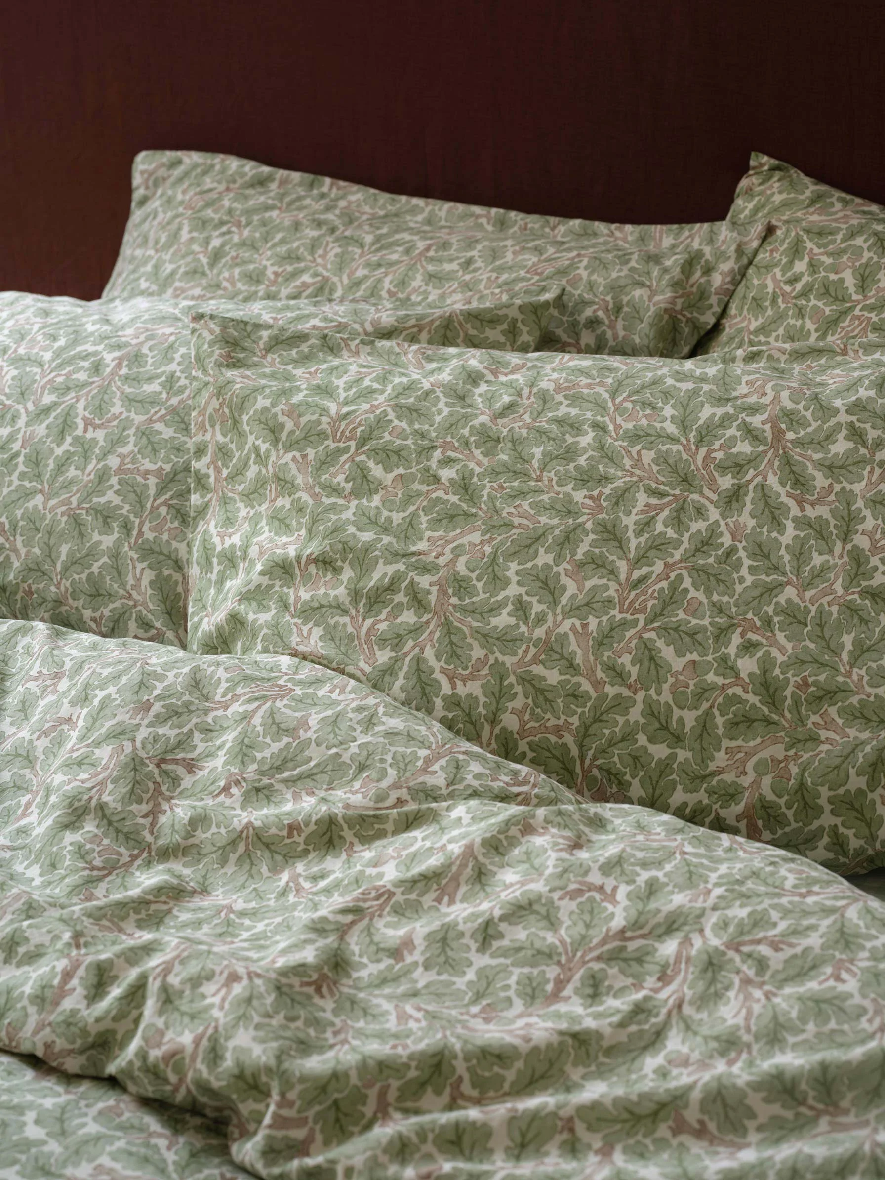 Consistent Leafy Arbour Oak Washed Cotton Percale Pillowcases Pair Responsible