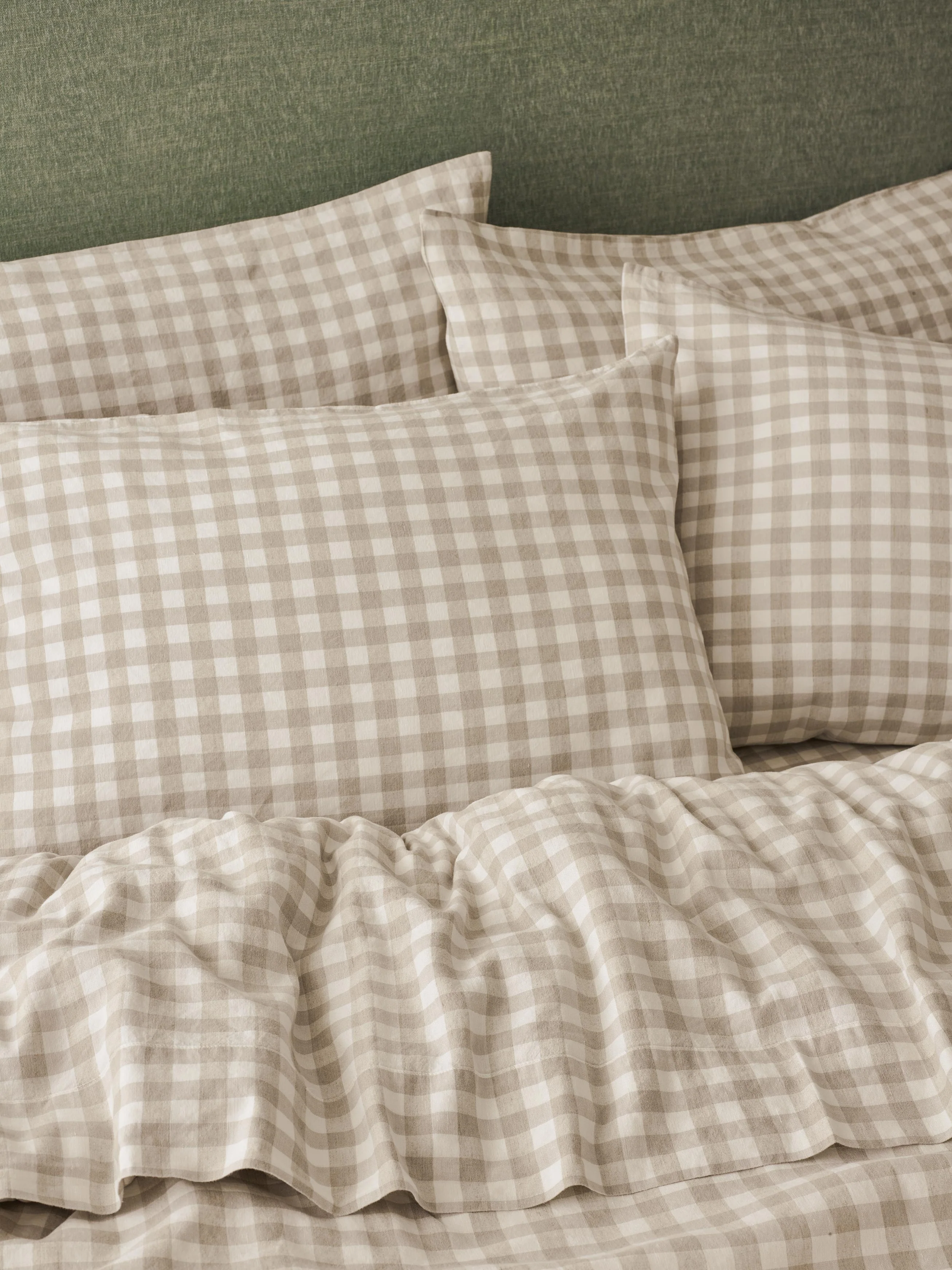 Fine Crafted Oatmeal Pembroke Gingham Linen Blend Pillowcases Pair Environmentally Friendly