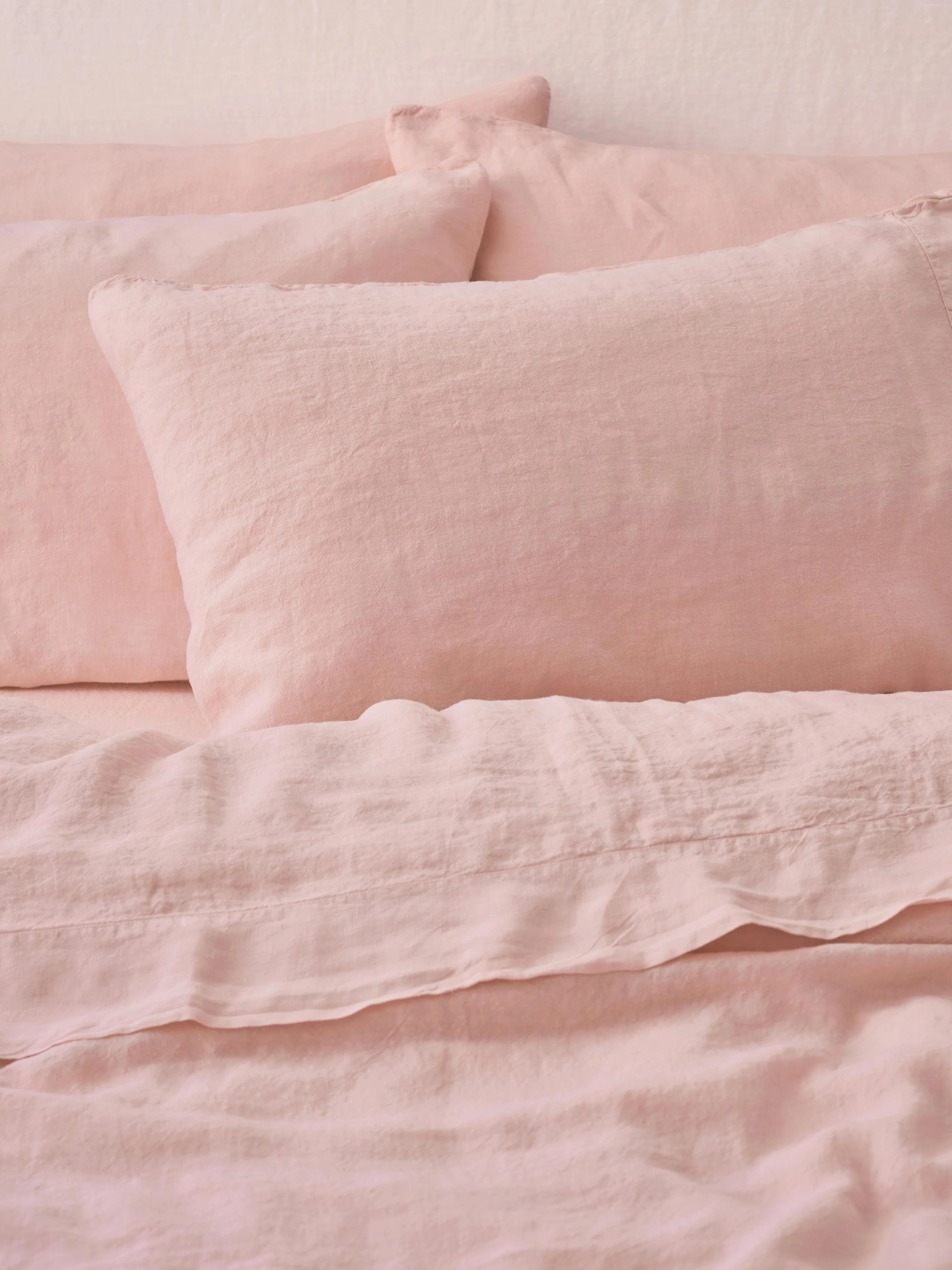 Contemporary Rose Linen Pillowcases Pair Durable