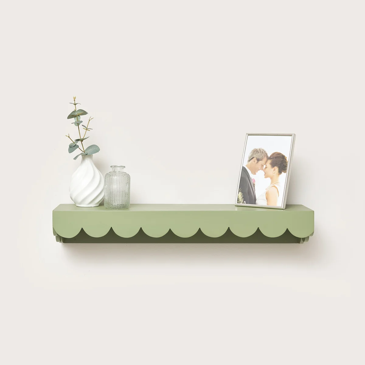 Reliable Large Green Scalloped Wall Storage Shelf – 61cm Prestigious