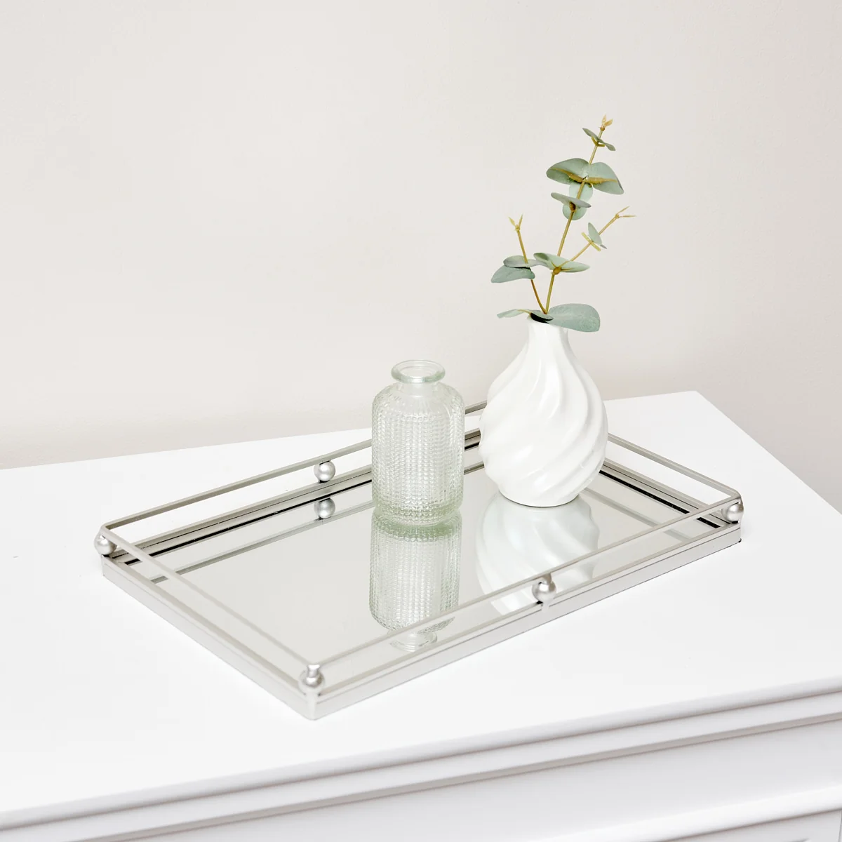 Expertly Made Silver Rectangle Mirrored Display Tray Smart