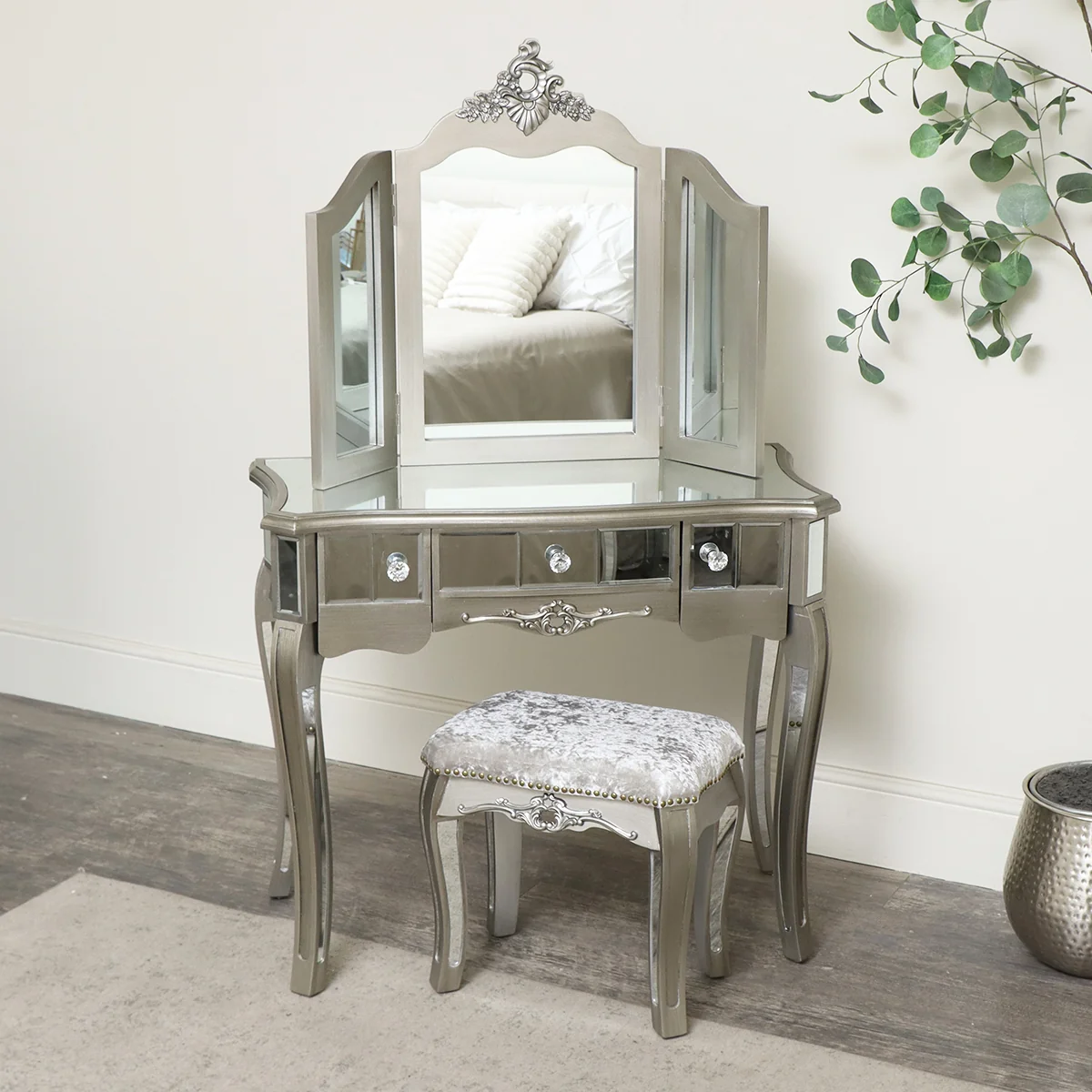 Fine Crafted Ornate Mirrored 3 Drawer Dressing Table Stool and Mirror Bedroom Furniture Set – Tiffany Range Verified
