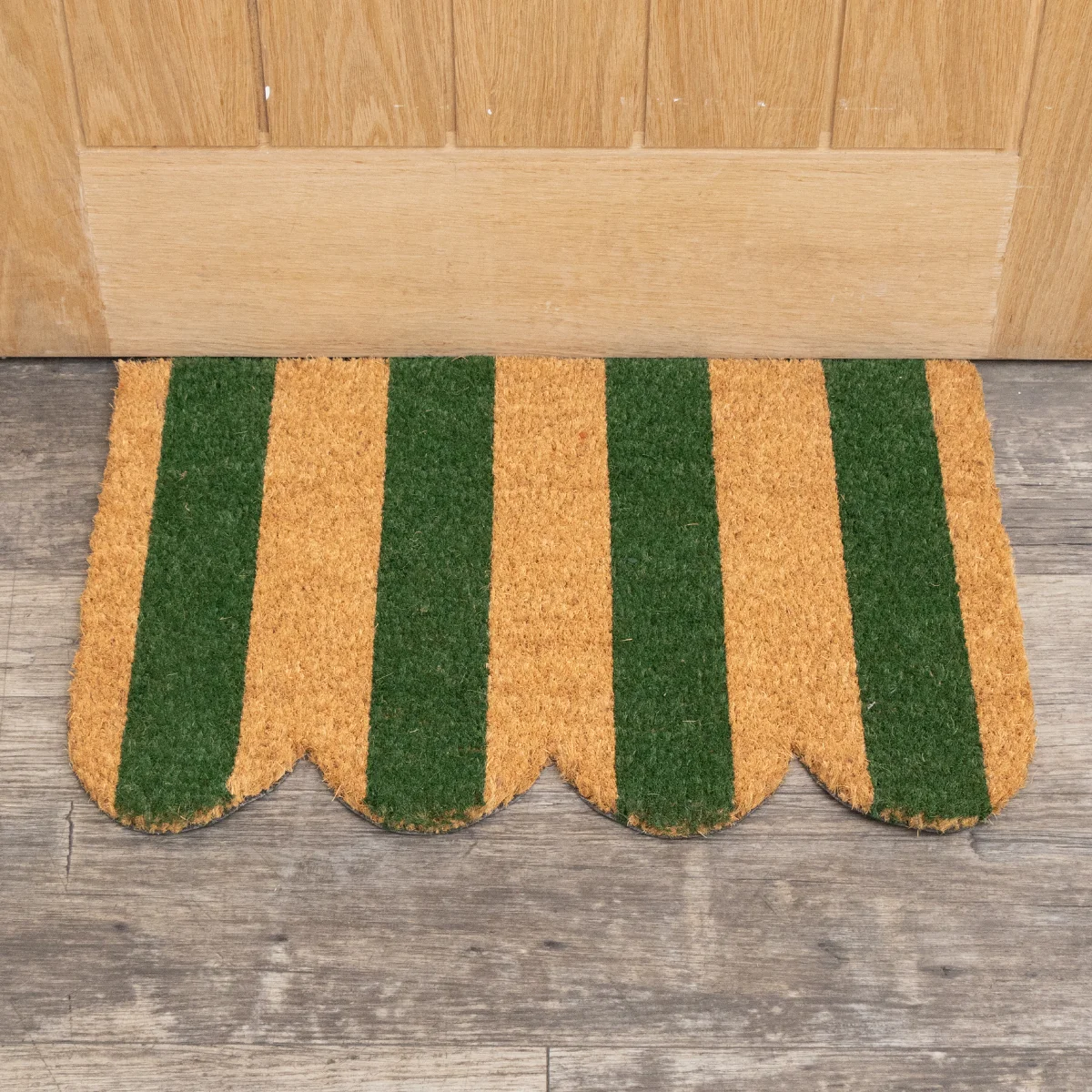 Secure Rectangular Green Natural Striped Doormat with Scallop Edge Contemporary
