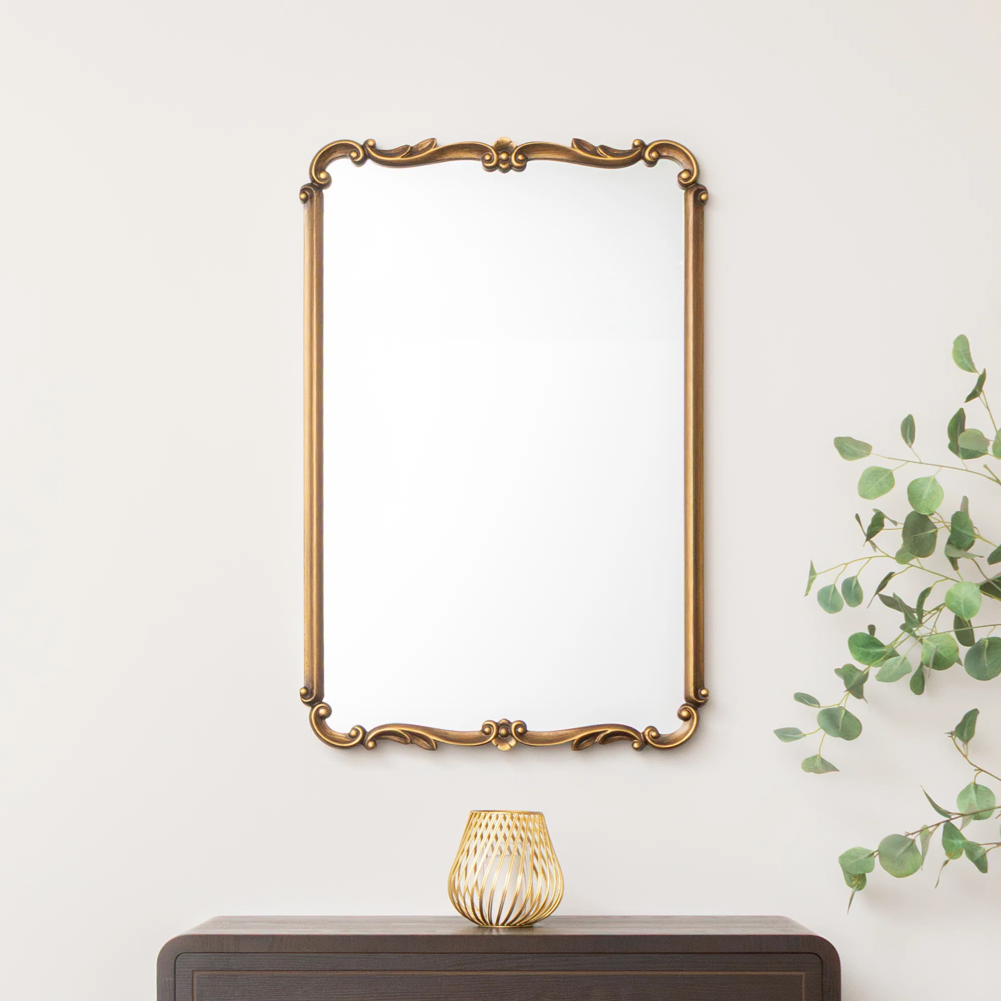 Fine Antique Gold Ornate Framed Wall Decorative Mirror – 90cm x 60cm Effective