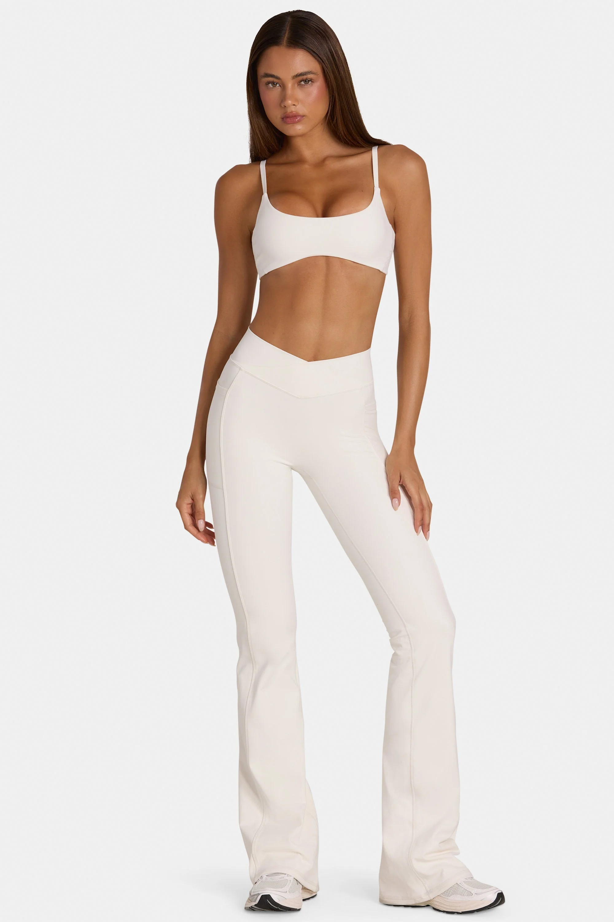 Powerful Soft Active V-Waist Flared Leggings in Coconut Healthy
