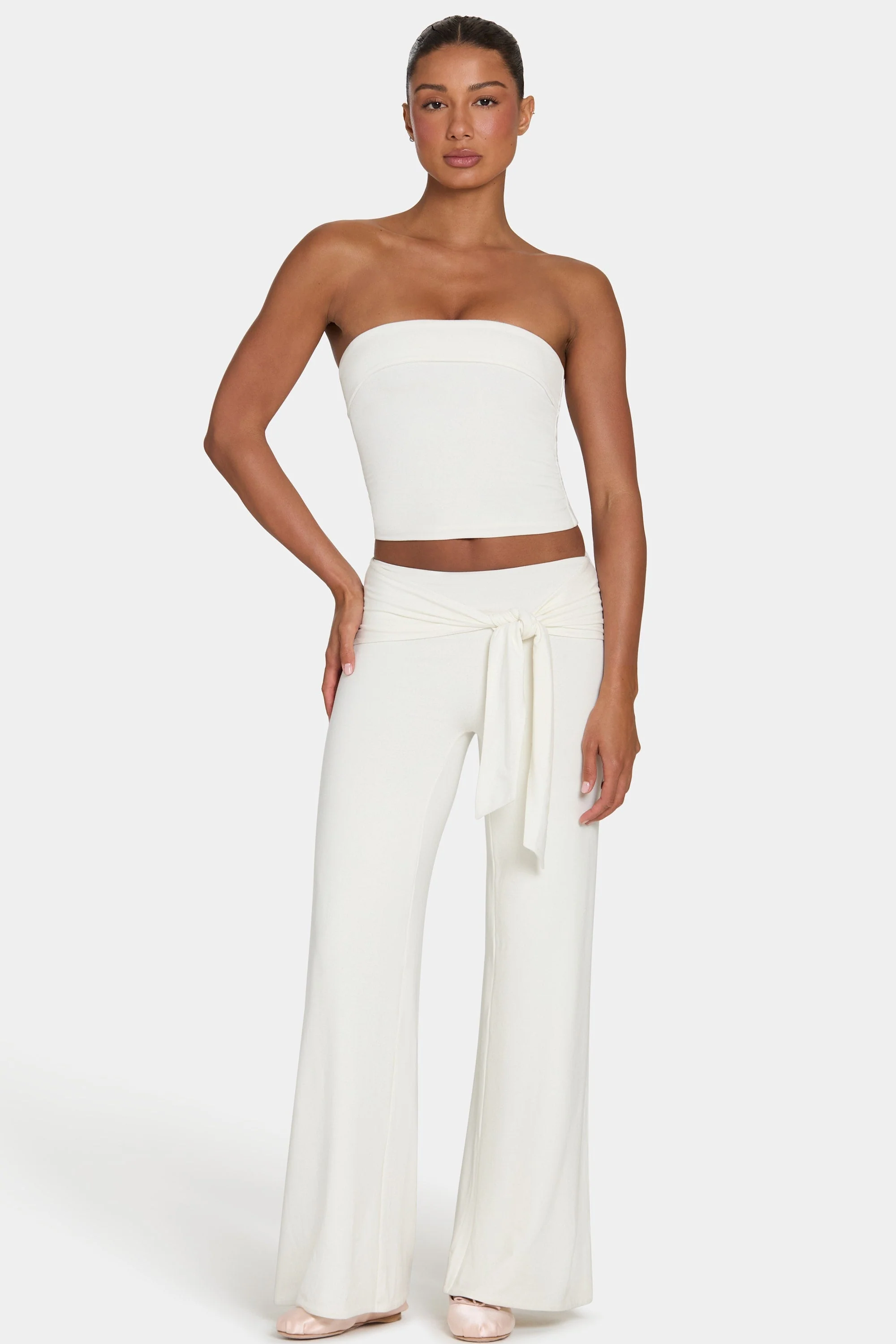 Modern ButterCloud™ Tie-Waist Wide-Leg Trousers in Coconut Exceptional