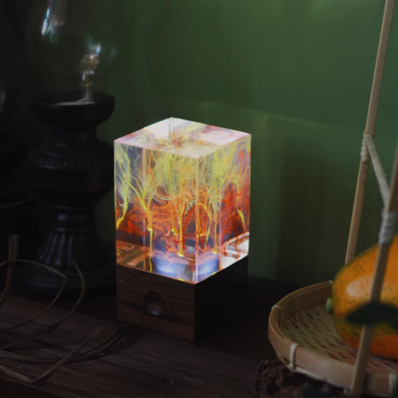 High-Quality Resin Table Cubes Optimized