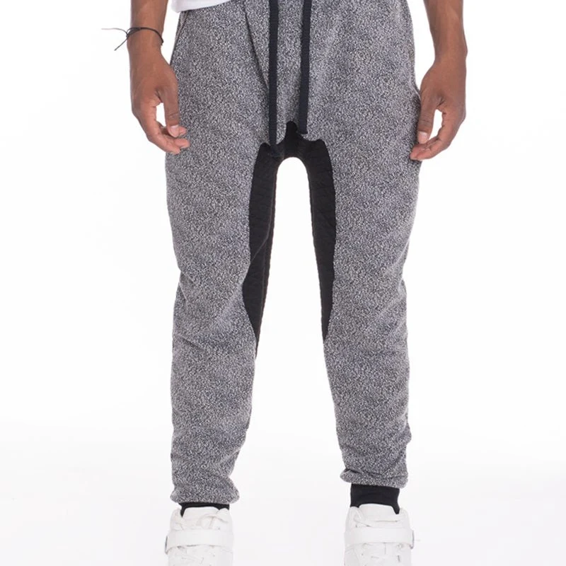 Artisan Men’s Jogger Pants with Quilted Panels – Your Comfort and Style Practical