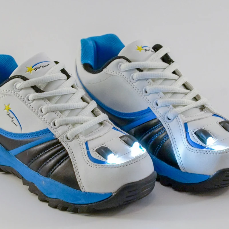 Dependable High Beam LED Light-Up Running Shoes for Nighttime Safety Certified