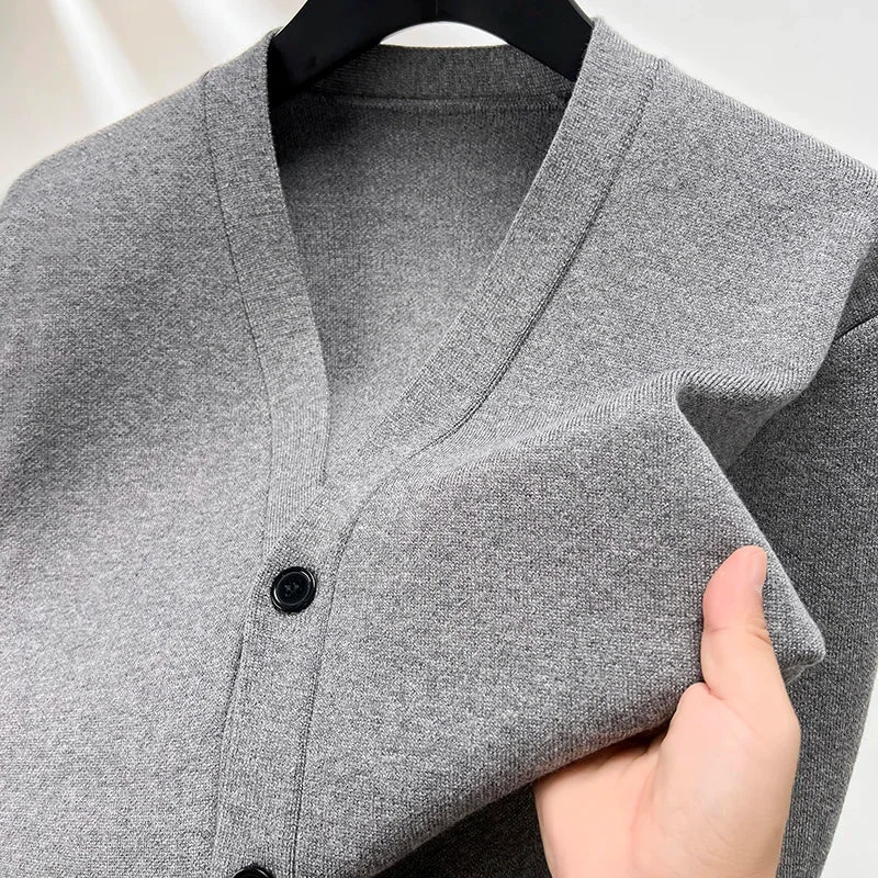 High-End Men s V-Neck Knit Cardigan – Solid Color Double Pocket Autumn Winter Sweater Safe