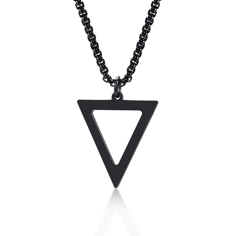 World-Class Collar minimalista triangular con colgante de acero Classic
